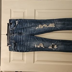 Judy Blue distressed size 13/31 jeans